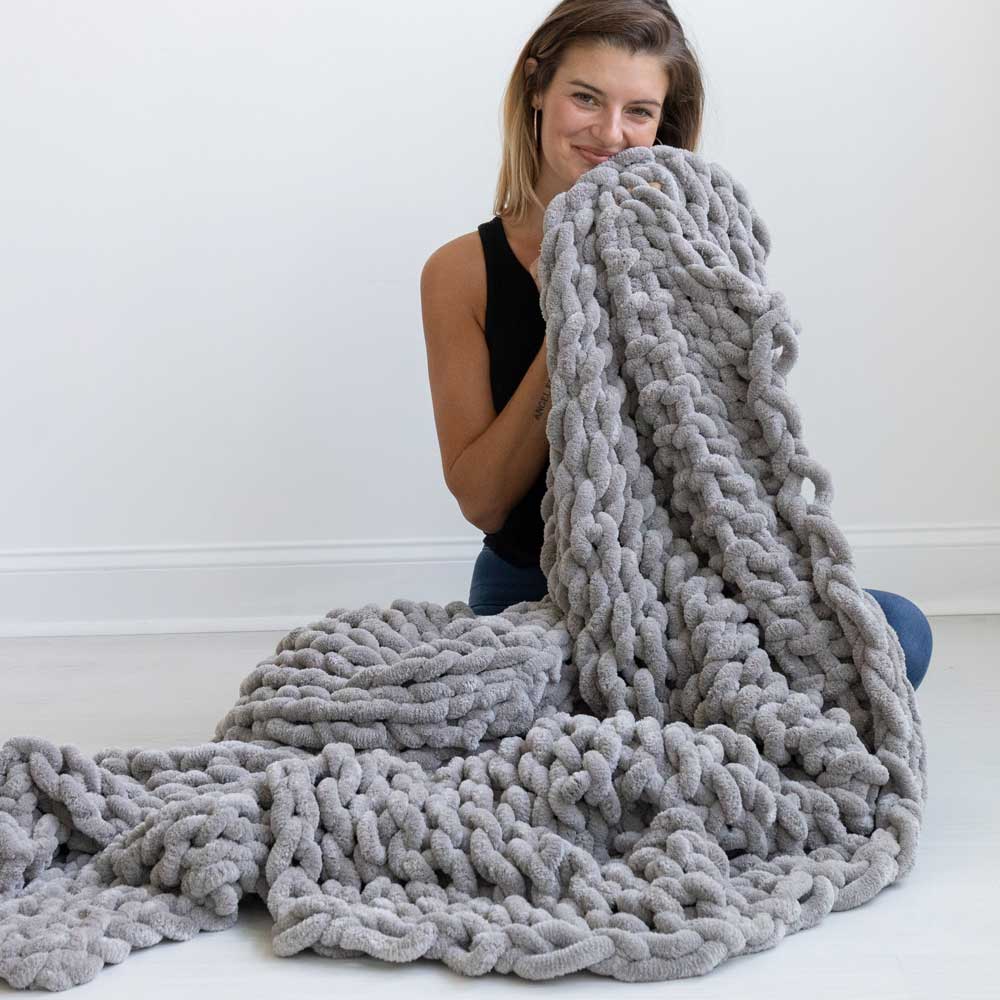 AVANTI™  - COZY KNIT BLANKET