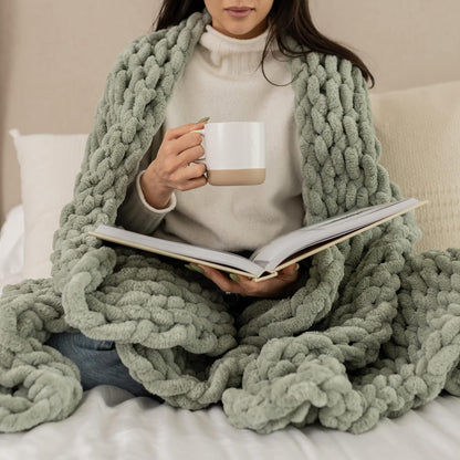 AVANTI™  - COZY KNIT BLANKET